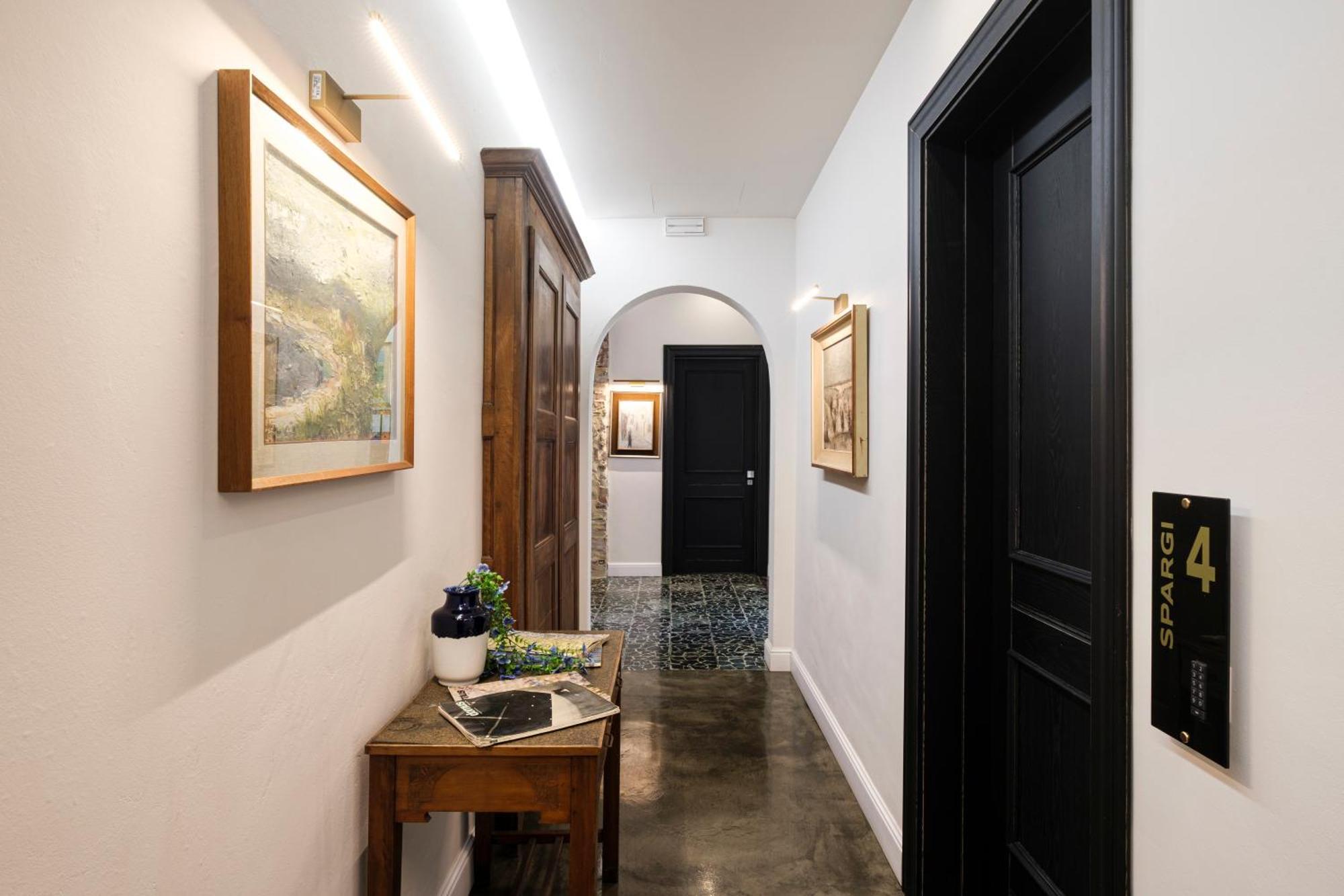 Kemani Villa Sara ออลเบีย ภายนอก รูปภาพ